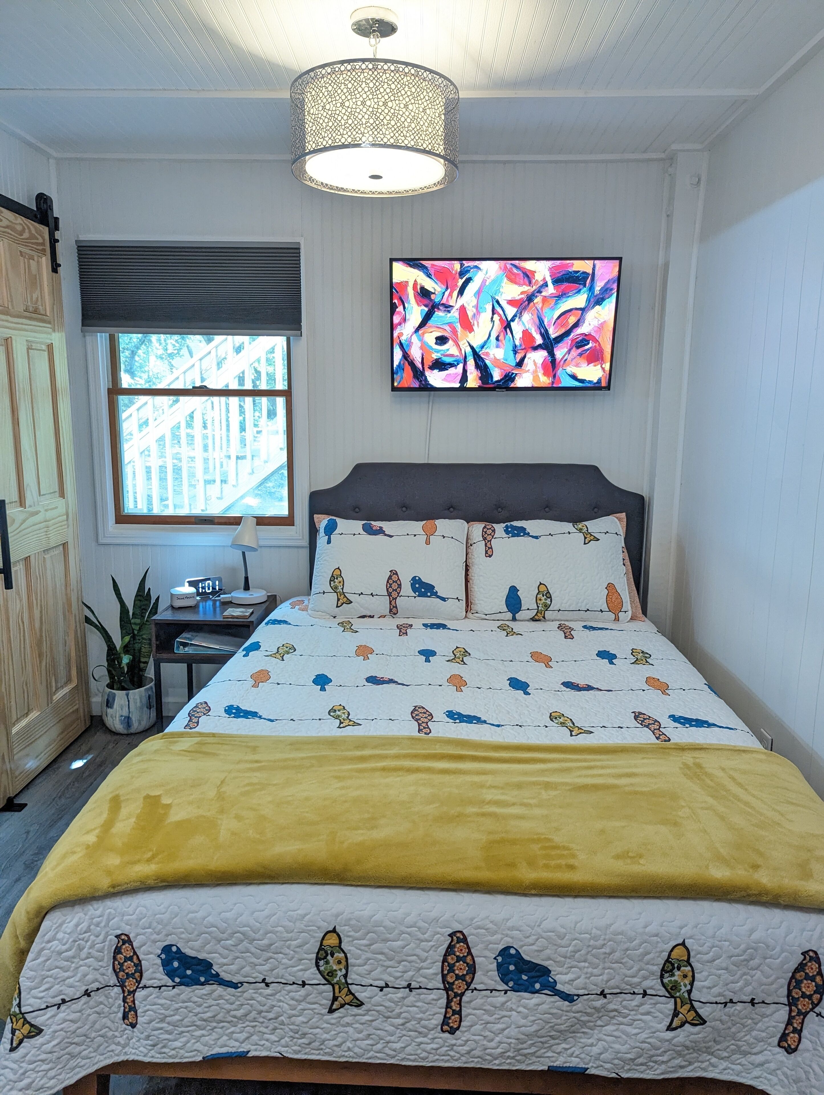 Couple's Getaway * Central Location *  Hey, Get A Room!