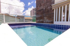 Utomhuspool