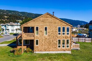 Exterior - The Cove House (Shelter Cove)