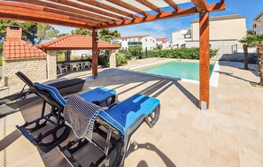 Outdoor pool, pool loungers