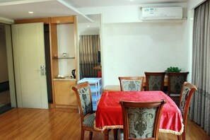 Dining - Zhenghao Business Hotel (Qingxin Sports Center) (Qingyuan)