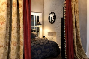 Schallisolierte Zimmer, Bügeleisen/Bügelbrett, Reisekinderbett