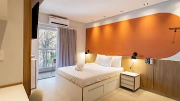 Ropa de cama hipoalergénica, minibar y decoración personalizada