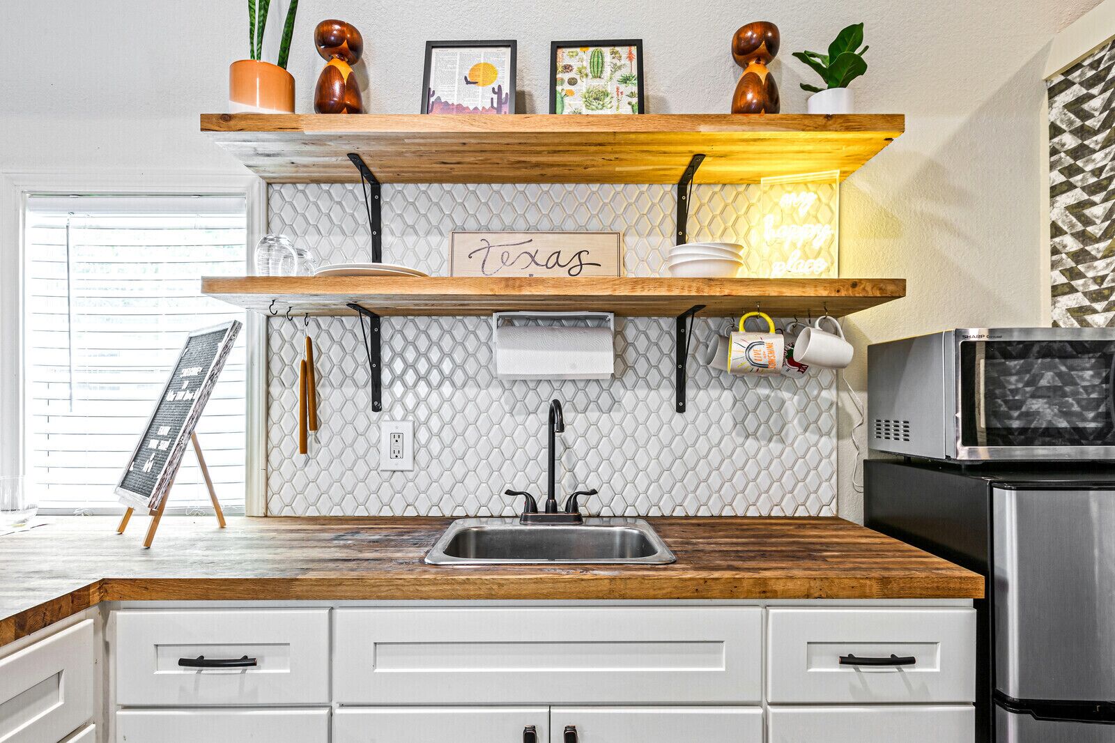 冰箱、微波炉、茶具/咖啡用具、烤面包机