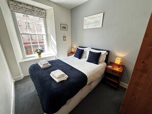 2 Schlafzimmer, Bügeleisen/Bügelbrett, Reisekinderbett, kostenloses WLAN