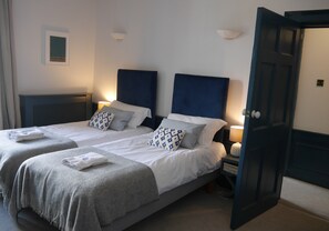 2 Schlafzimmer, Bügeleisen/Bügelbrett, Reisekinderbett, kostenloses WLAN