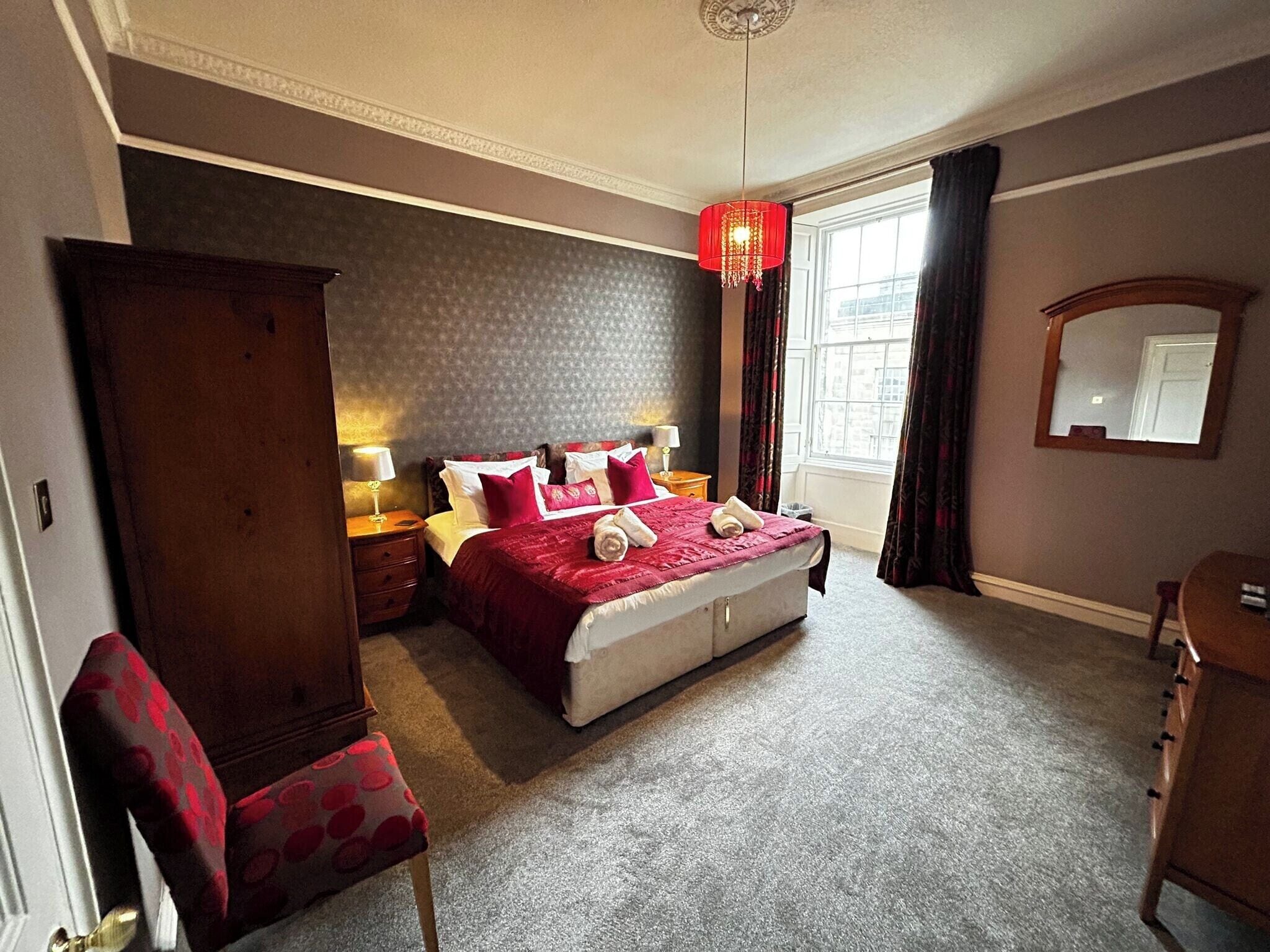 2 bedrooms, iron/ironing board, travel cot, free WiFi