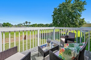 Property grounds - SW40 - 3BR Tropical Oasis Near Disney & Pool (Kissimmee)