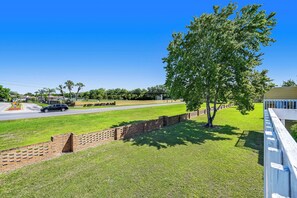 Property grounds - SW40 - 3BR Tropical Oasis Near Disney & Pool (Kissimmee)