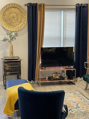 Interior - Beautiful Gated private home (Houston)