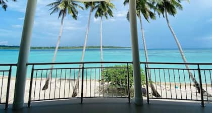 Nasara Resort- Executive Ocean Front Master Suite 130m2