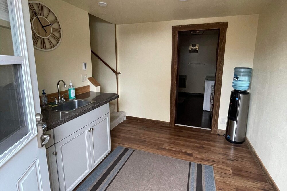 ParkWay Yellowstone Guest House 5