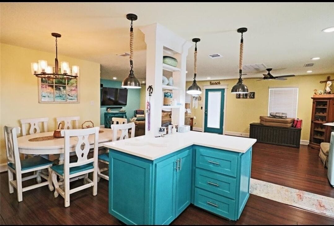 Spectacular beach house just steps away from the sand!