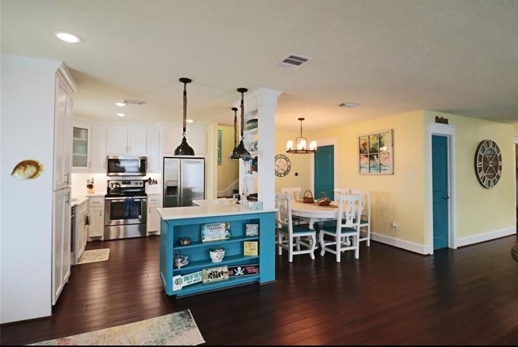 Spectacular beach house just steps away from the sand!