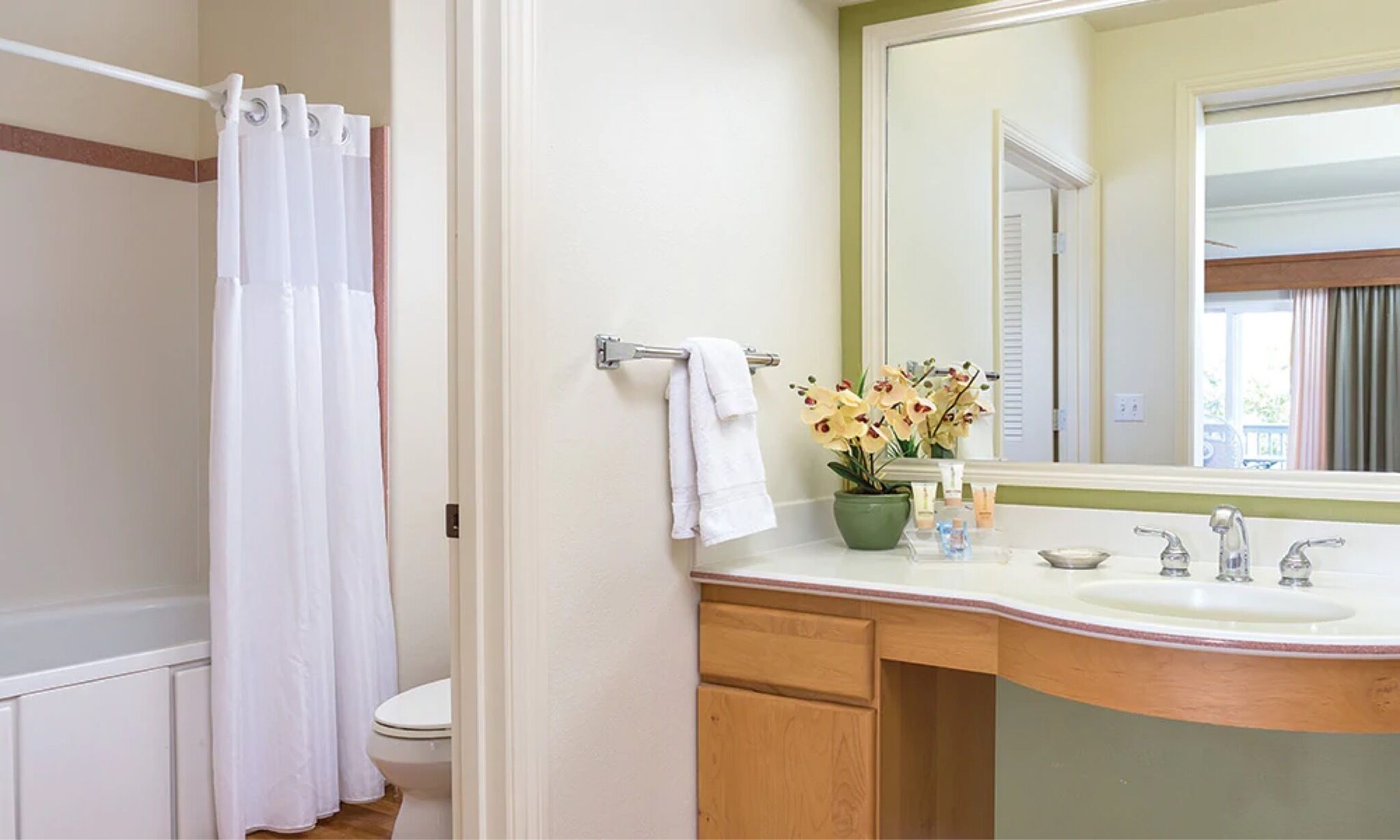 3 BED 3 BATH IN PRINCEVILLE BALI HAI VILLAS