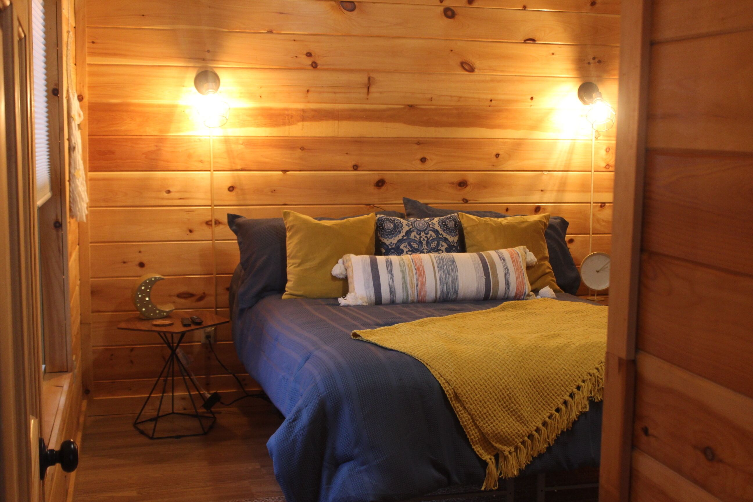 The Constellation Cabin - A Tranquil Ozark Retreat