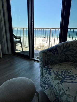 Interior - Unobstructed sunrise & sunset views & both pools from corner wraparound balcony (Orange Beach)