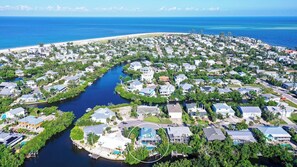 Unclassified image, 5 of 44, button