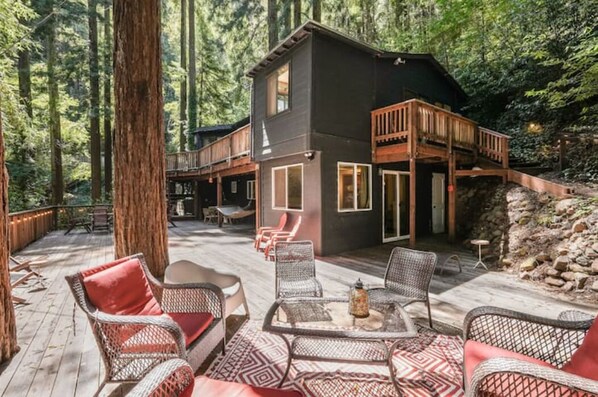 Terrace/patio - Norcal Hideaway (Guerneville)