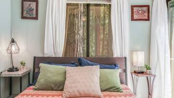 3 bedrooms, free WiFi, bed sheets