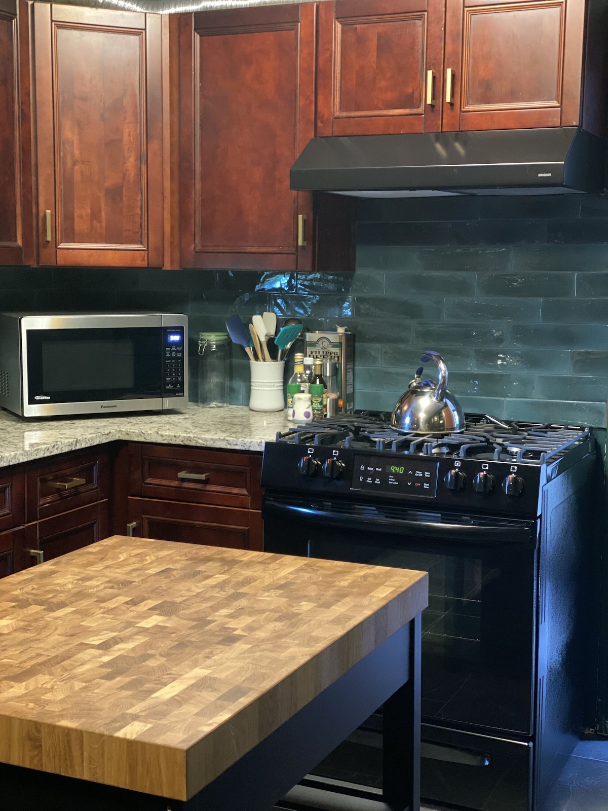 Photo 16 of Cozy cottage near downtown, historic St Augustine - Dog Friendly