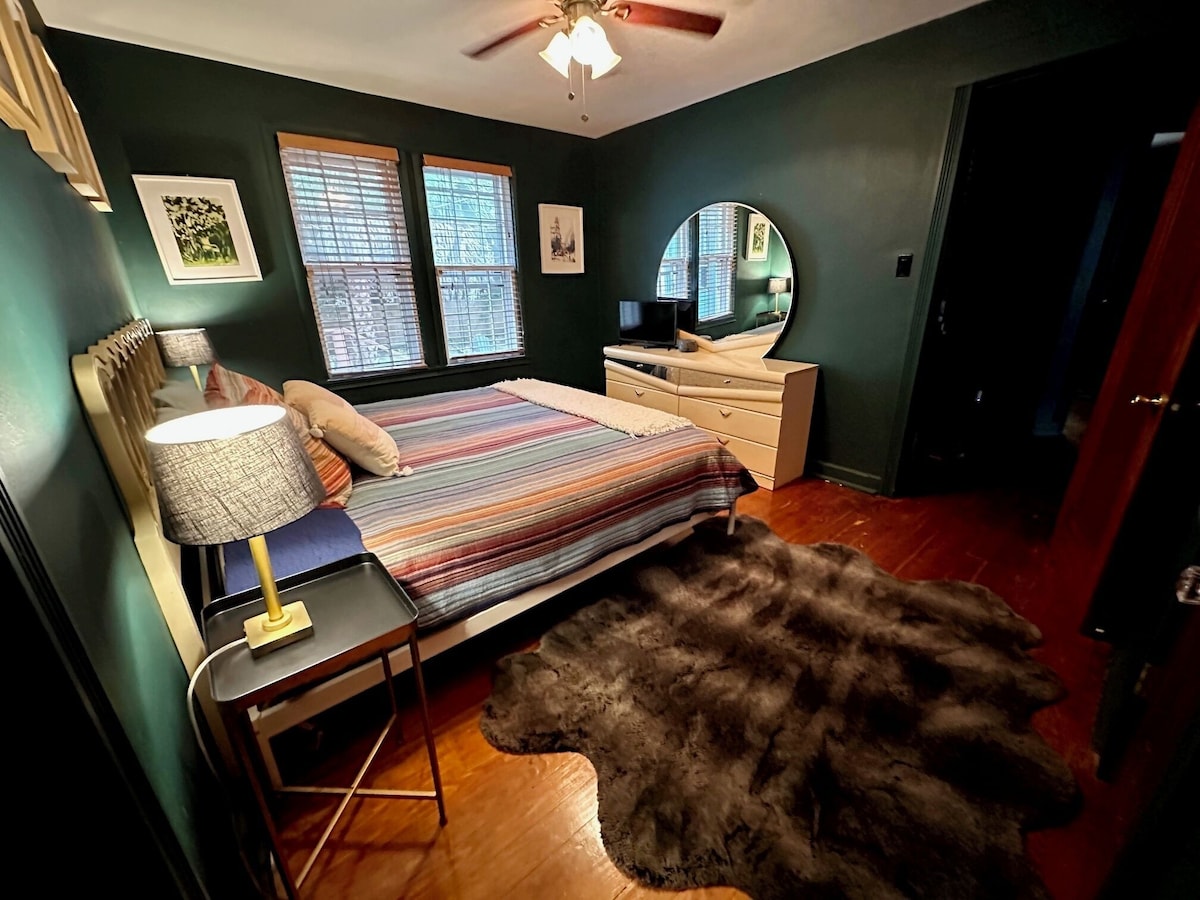 Photo 26 of Cozy cottage near downtown, historic St Augustine - Dog Friendly