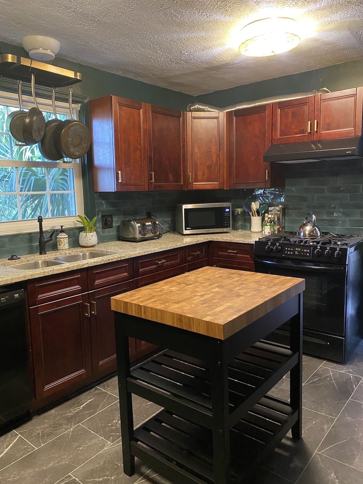 Photo 15 of Cozy cottage near downtown, historic St Augustine - Dog Friendly