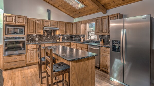 Cabin, 2 Bedrooms | Private kitchen - The Bear's Creek Retreat by Escape to Blue Ridge (Blue Ridge)
