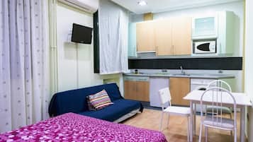 1 chambre, accĂšs Internet, draps fournis