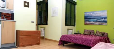 Internet, bed sheets