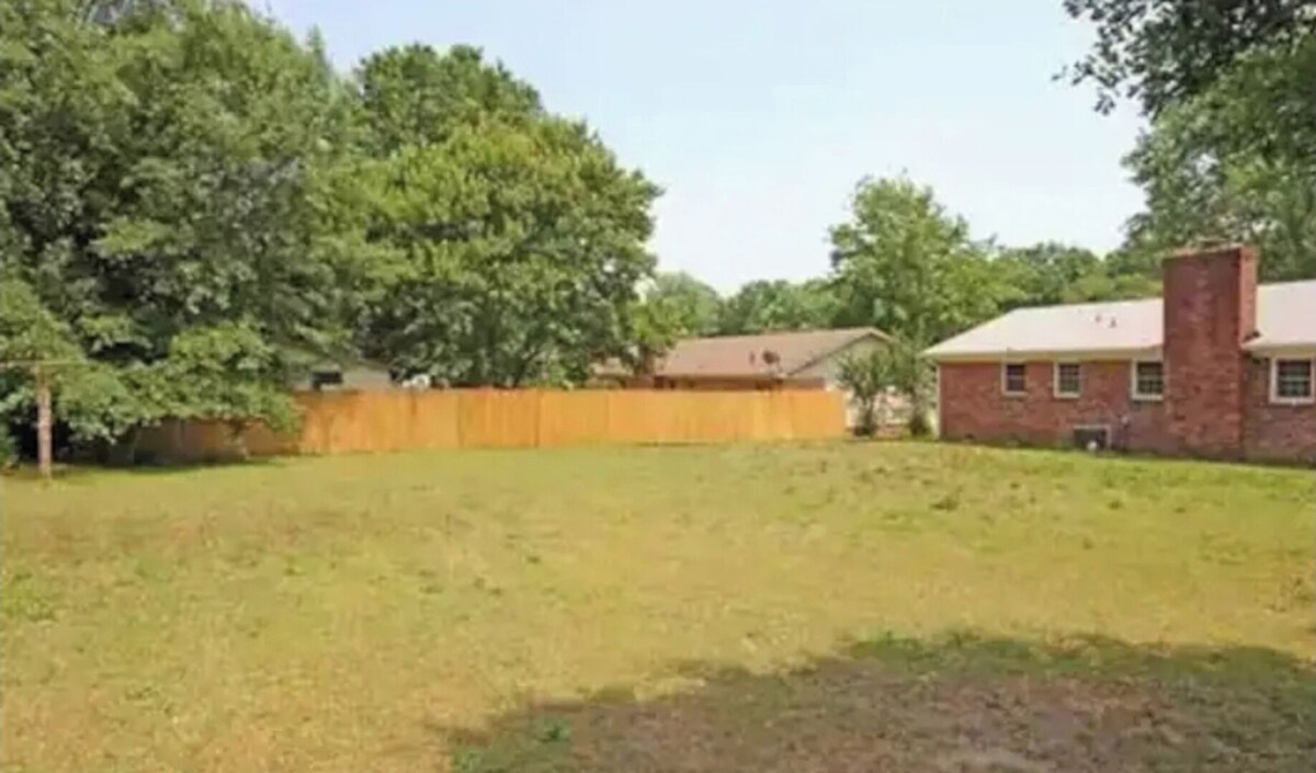 Photo 16 of Home Sweet Greer near Airport BMW & Downtown