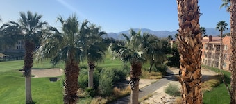 No Resort fees! Free parking!