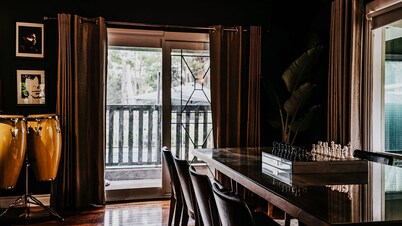 Istana Lodge ~ Daylesford Region ~ Idyllic Retreat with Pool!