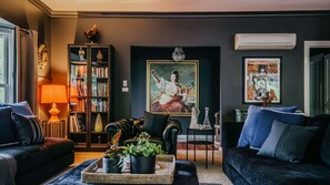 Smart TV, fireplace, table football