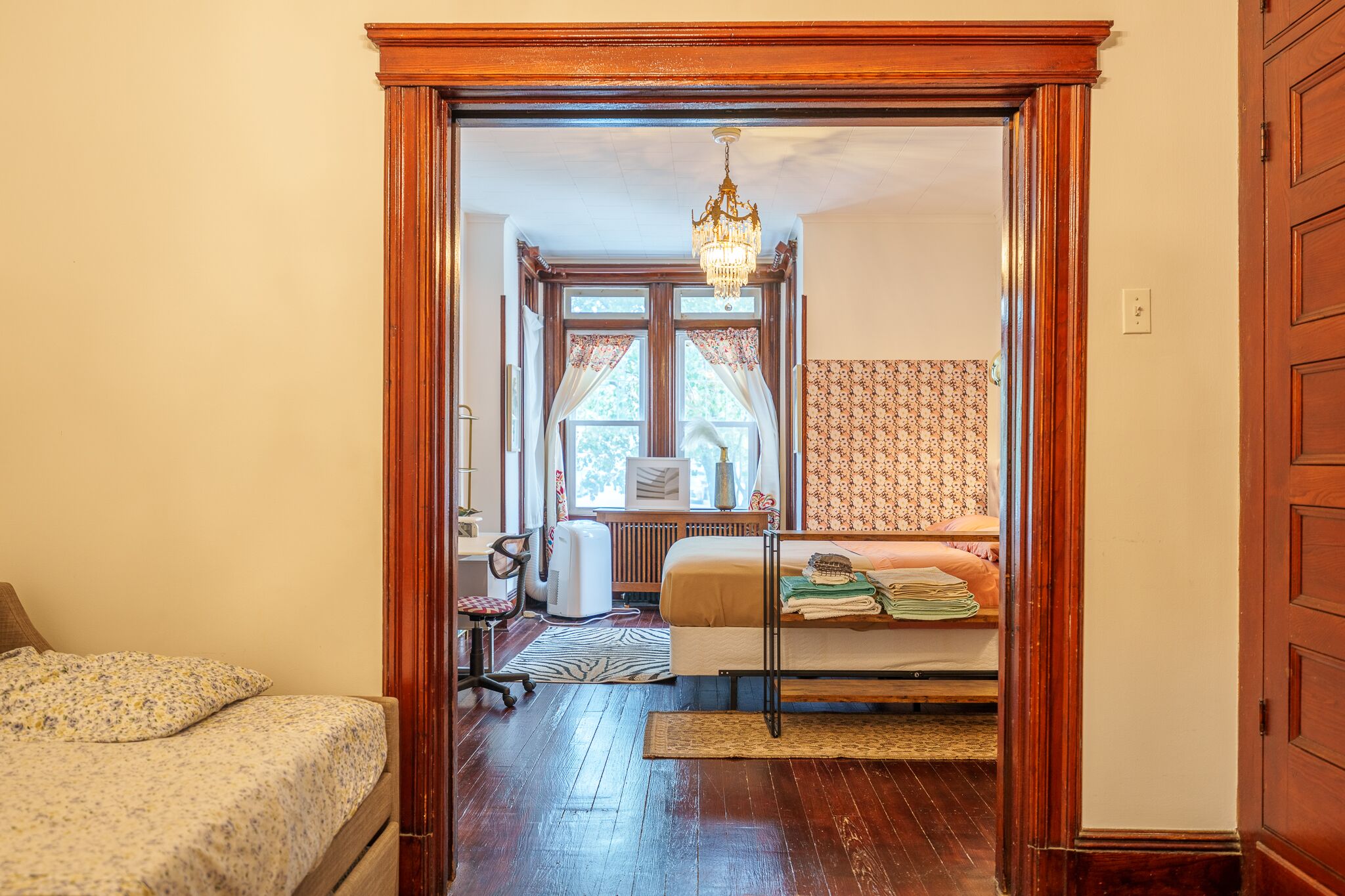 3 bedrooms, desk, iron/ironing board, free WiFi