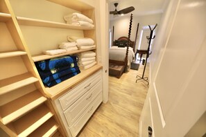 1 camera, una cassaforte in camera, ferro/asse da stiro, Wi-Fi