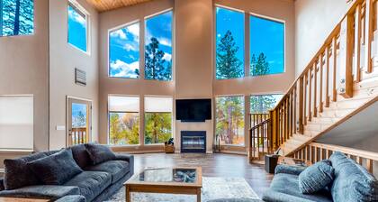 Large luxury home with nearby boat slip, WiFi, balcony, private W/D, central AC