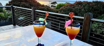 Large Family Beach House -  Long stays discounted