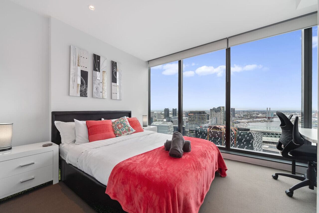 2 bedrooms, desk, iron/ironing board, travel cot