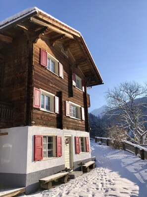 Esterni