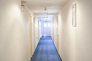 Interior - 7Days Inn Shenzhen Shajing Metro Station public square (Shenzhen)