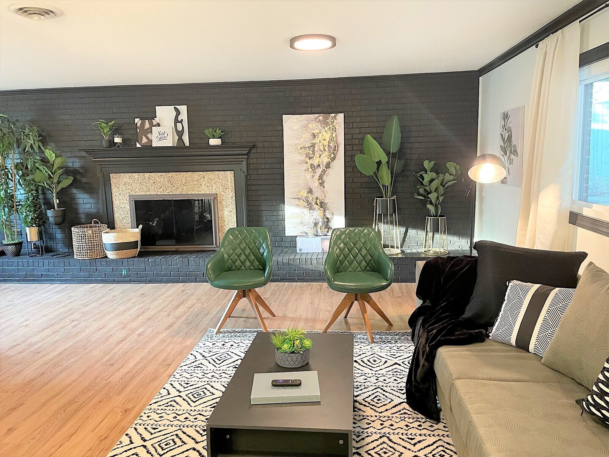 Midcentury Poolside Retreat Near Greensboro/High Point