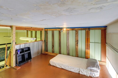 Family ATV Adventure Hub! Renovated Rental in Gary