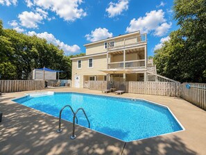 Pool - 🦀 Knot Too Crabby - 5 BR home w/Private Pool & Hot Tub 🦀 (Kitty Hawk)