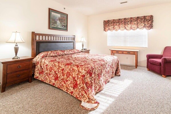 3 Schlafzimmer, Bügeleisen/Bügelbrett, WLAN, Bettwäsche