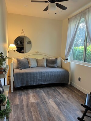 4 habitaciones, tabla de planchar con plancha y wifi gratis