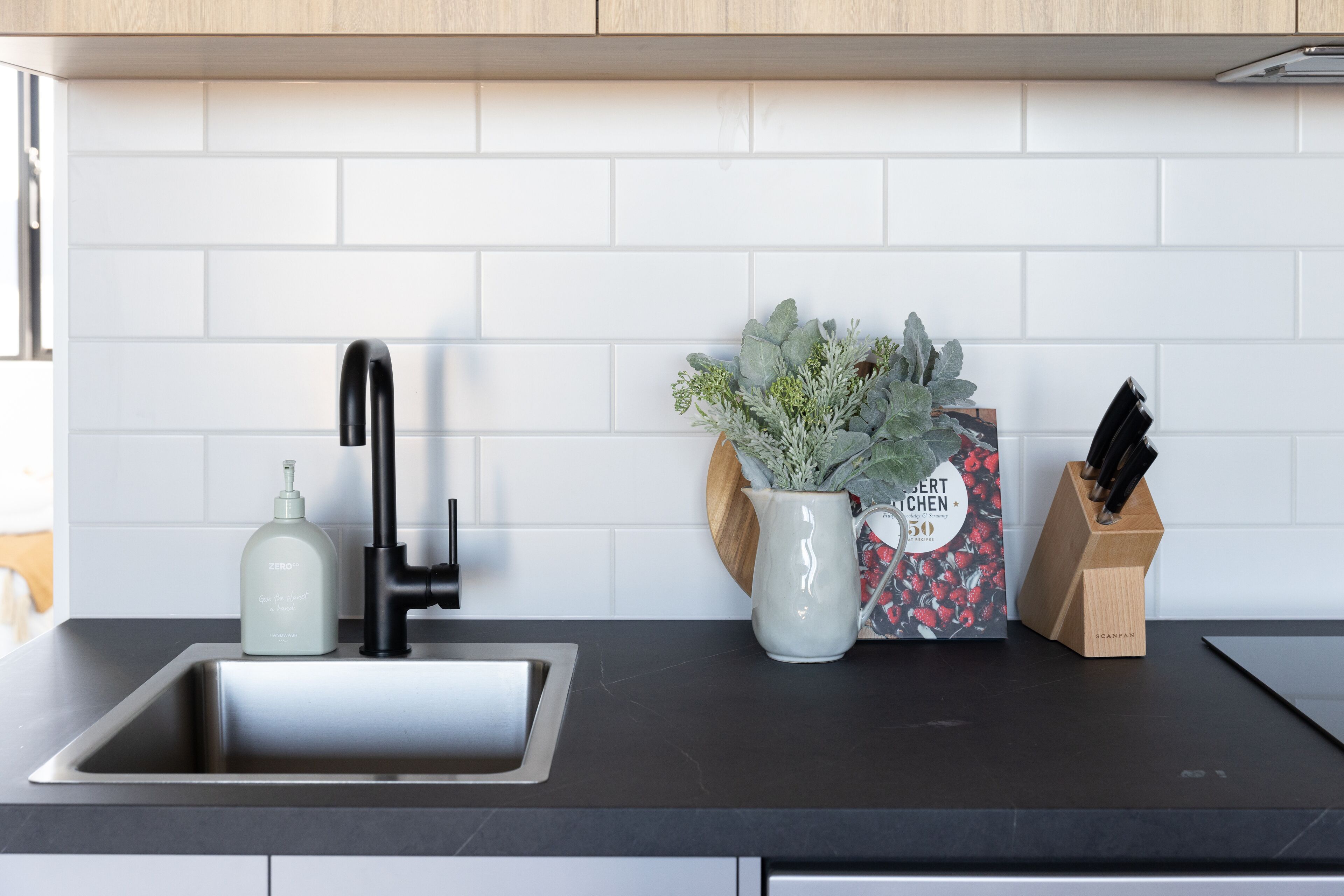 Urban Rest Port Adelaide Apartments — image 17