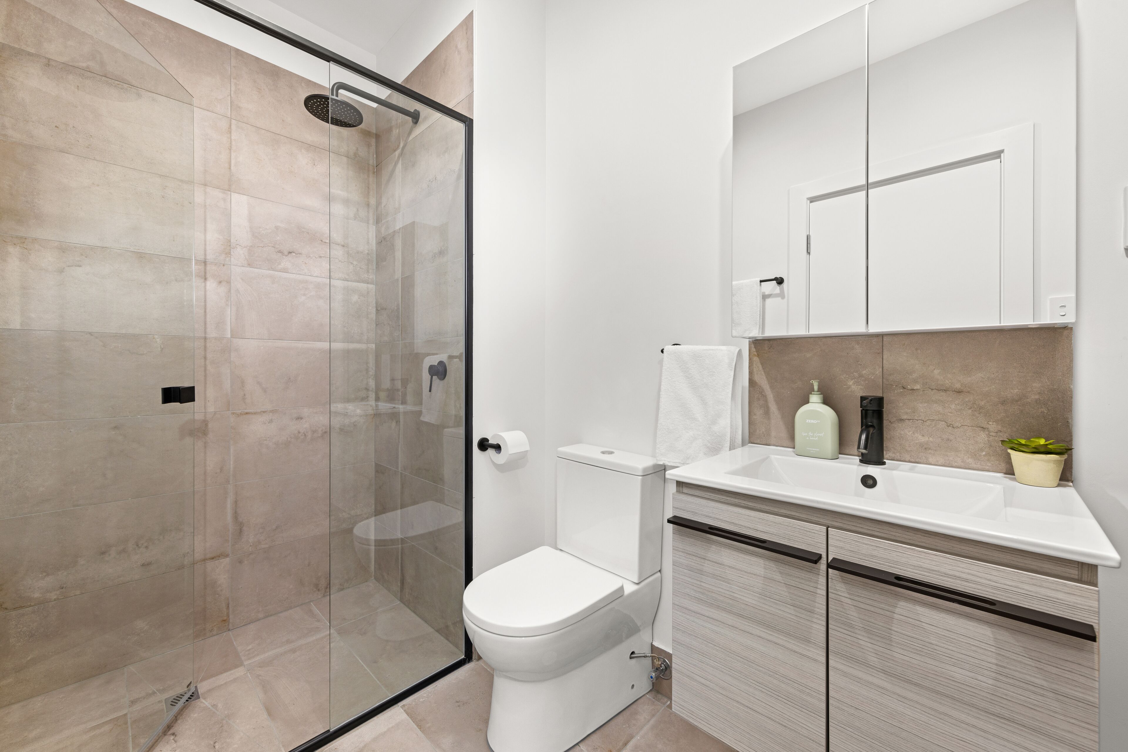 Urban Rest Port Adelaide Apartments — image 10