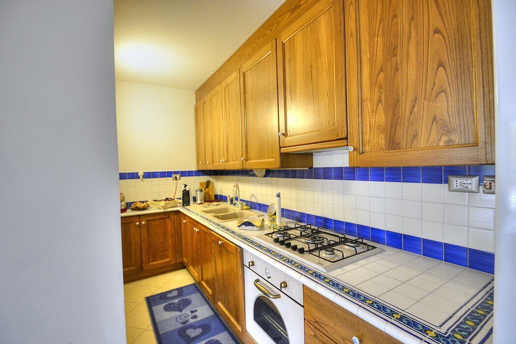 Villa Nives: A spacious three-story villa situated at a short distance from the beach, with Free WI-FI.