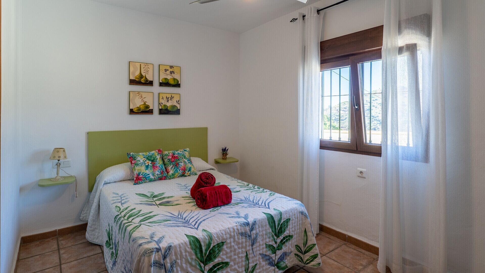 3 soverom, strykejern/-brett, wi-fi (inkludert) og sengetøy